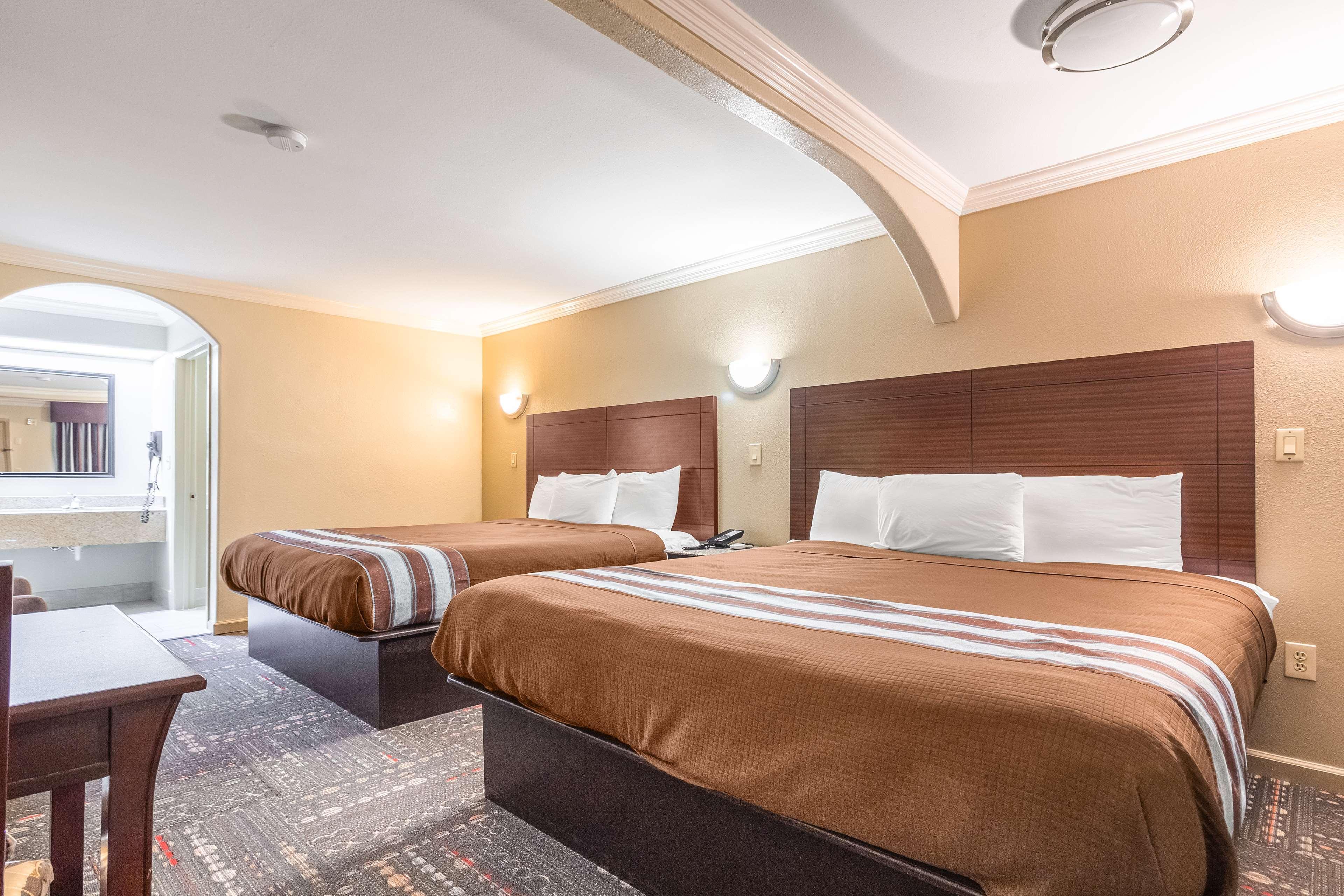 Hotel Dan Inn Uberaba & Convencoes By Nacional Inn 외부 사진