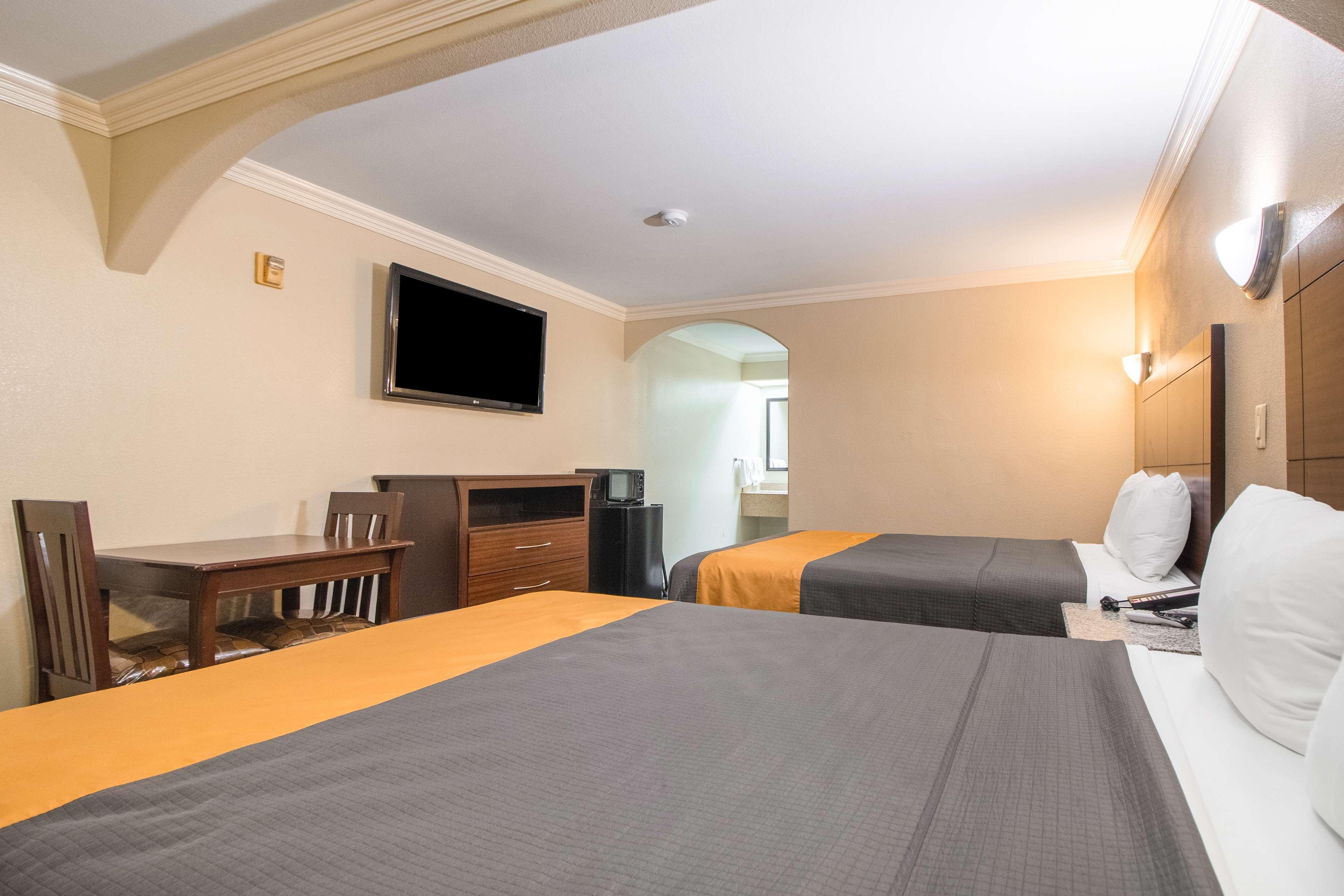 Hotel Dan Inn Uberaba & Convencoes By Nacional Inn 외부 사진