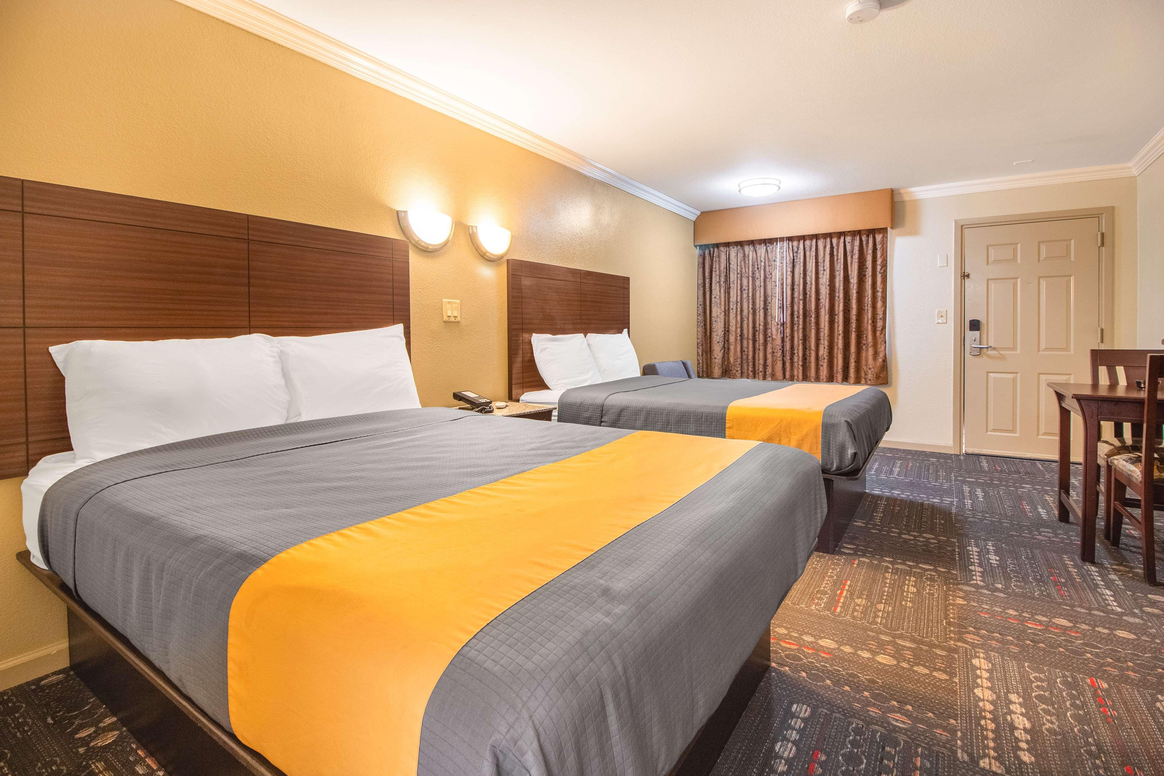 Hotel Dan Inn Uberaba & Convencoes By Nacional Inn 외부 사진