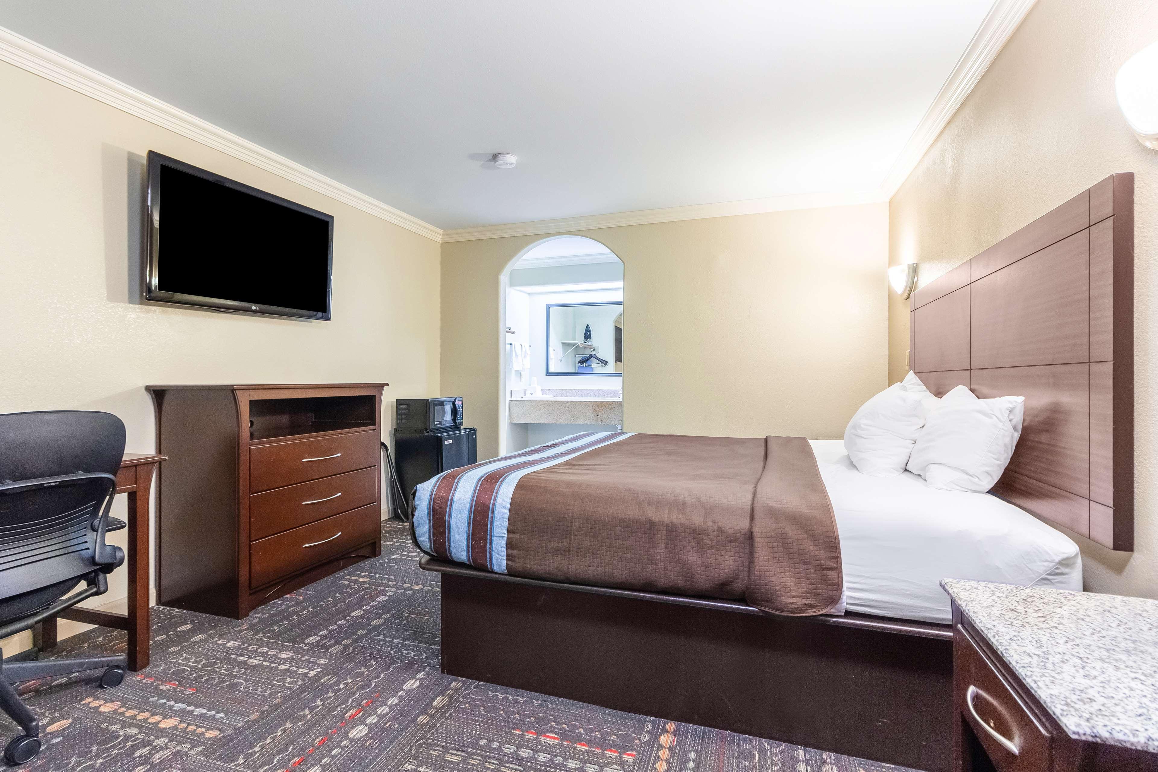 Hotel Dan Inn Uberaba & Convencoes By Nacional Inn 외부 사진