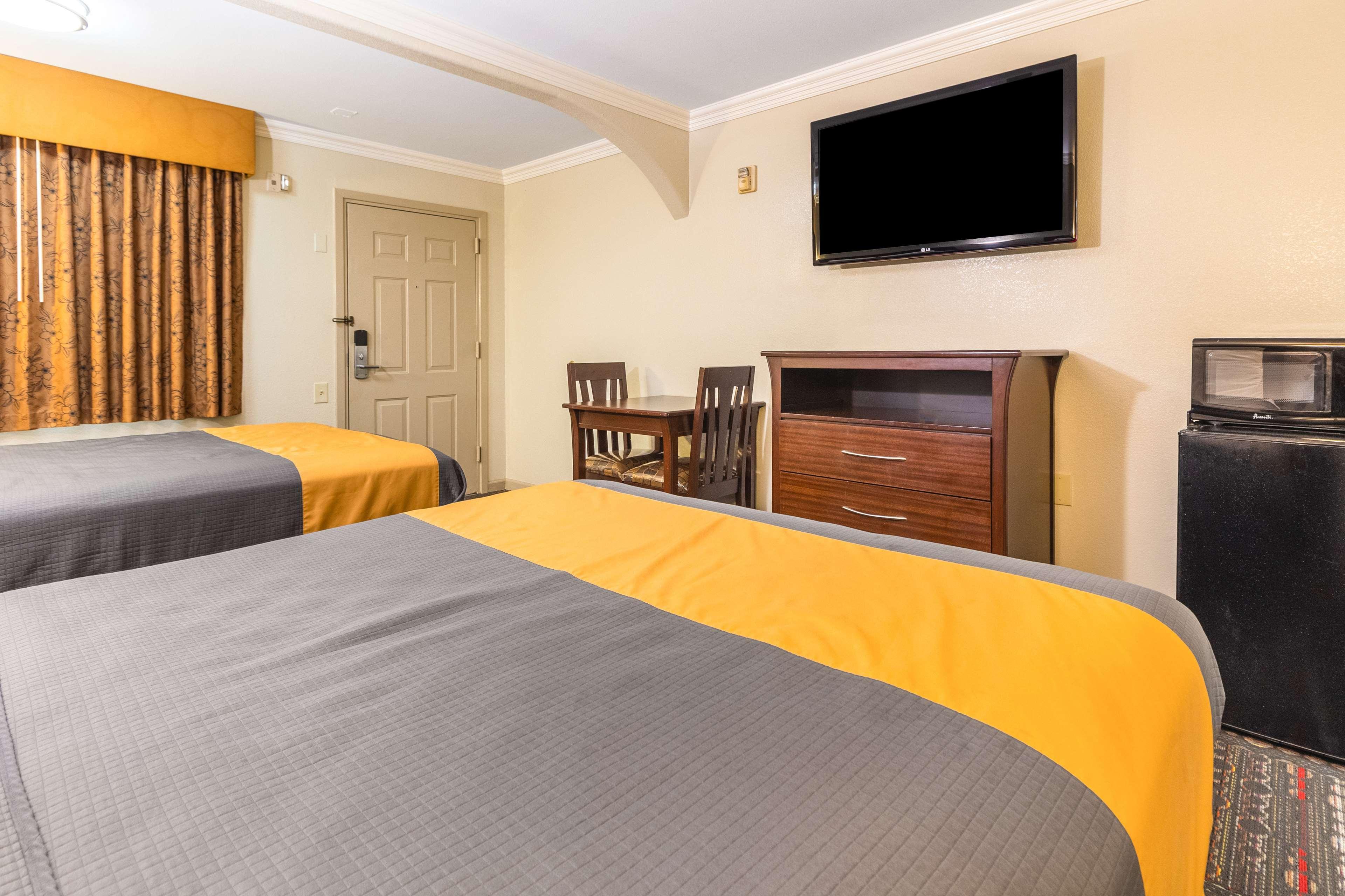 Hotel Dan Inn Uberaba & Convencoes By Nacional Inn 외부 사진